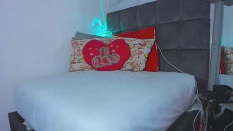 Snapshot of sebas_n_aly chatting on 09-11-25, 12:55 ely online show from 09-11-25, 12:55