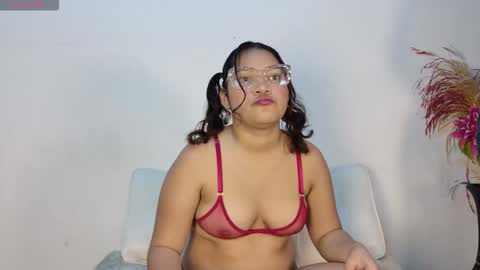 Snapshot of sebas_n_aly chatting on 02-22-26, 03:29 ely online show from 02-22-26, 03:29