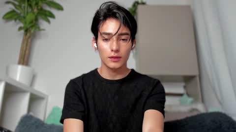 sebastian online show from 01-11-25, 01:16