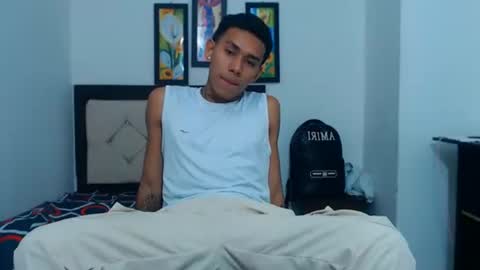 Snapshot of sebasbight chatting on 09-13-25, 07:02 sebasbight online show from 09-13-25, 07:02