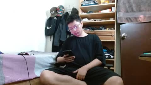 Snapshot of sebasslops chatting on 02-03-25, 04:52 Sebas online show from 02-03-25, 04:52