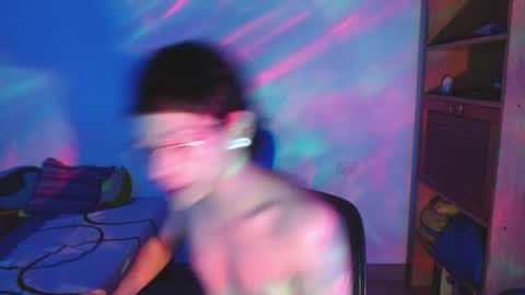 Snapshot of sebasslops chatting on 04-19-26, 06:24 Sebas online show from 04-19-26, 06:24