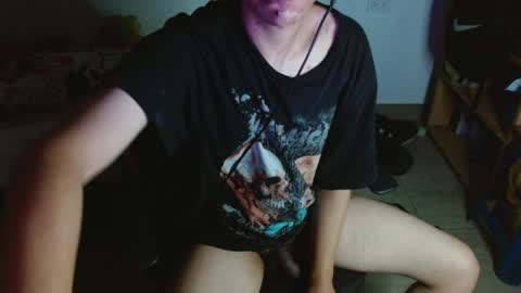 Snapshot of sebasslops chatting on 05-16-26, 10:23 Sebas online show from 05-16-26, 10:23