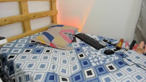 sebastian 0422 online show from 10-01-25, 02:23