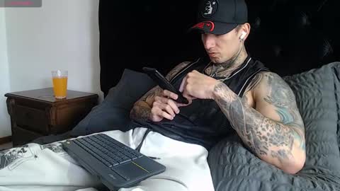 Sebastian online show from 01-08-26, 06:43