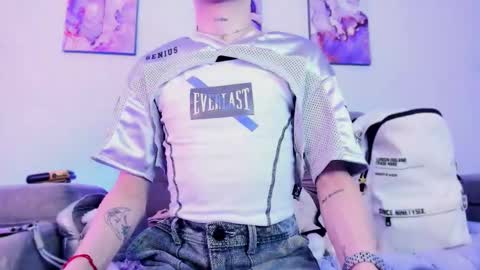 Snapshot of sebastianhilton chatting on 03-01-26, 04:31 . INDEPENDENT MODEL online show from 03-01-26, 04:31