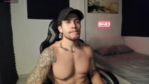 Lucian Sinclair online show from 01-09-26, 02:36