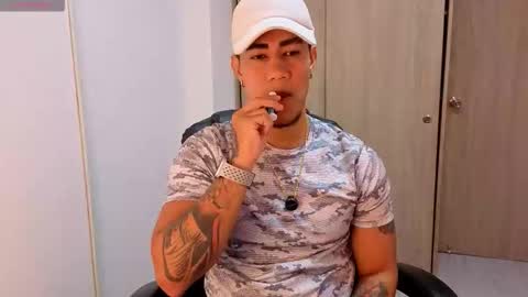 Snapshot of sebastiian69_ chatting on 02-14-26, 11:18 Sebas online show from 02-14-26, 11:18