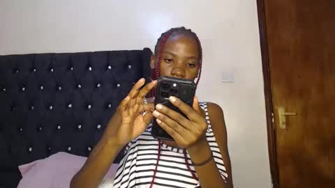 sebatrishaa online show from 11-25-25, 11:43