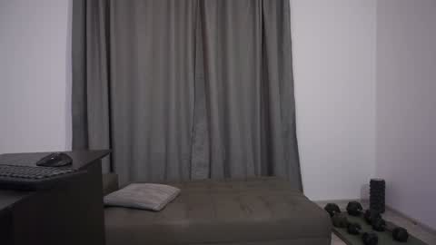 Snapshot of sebhastian2222 chatting on 01-26-25, 08:03 Lucian online show from 01-26-25, 08:03