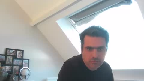 Snapshot of sebix9206 chatting on 09-19-25, 09:43 sebix9206 online show from 09-19-25, 09:43