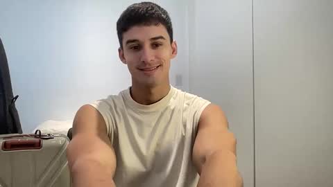 Snapshot of sebybeba chatting on 06-08-26, 01:33 sebybeba online show from 06-08-26, 01:33