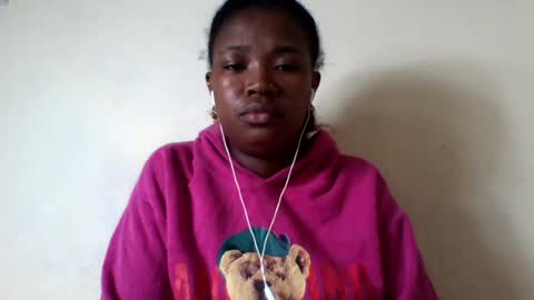 Snapshot of secil3274 chatting on 07-11-26, 07:49 secil3274 online show from 07-11-26, 07:49