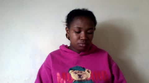 Snapshot of secil3274 chatting on 07-13-26, 08:39 secil3274 online show from 07-13-26, 08:39