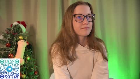 Snapshot of second_aid chatting on 01-08-25, 02:03 Brenda online show from 01-08-25, 02:03