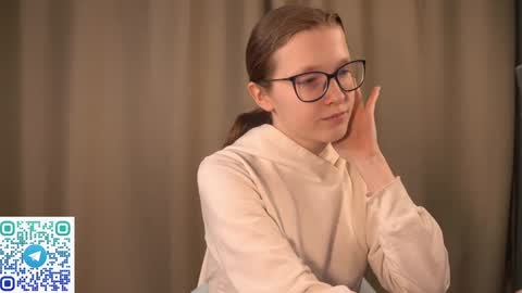 Snapshot of second_aid chatting on 01-24-25, 02:18 Brenda online show from 01-24-25, 02:18