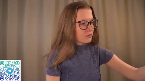 Snapshot of second_aid chatting on 02-03-25, 02:14 Brenda online show from 02-03-25, 02:14