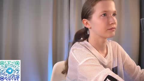 Snapshot of second_aid chatting on 02-10-25, 02:08 Brenda online show from 02-10-25, 02:08