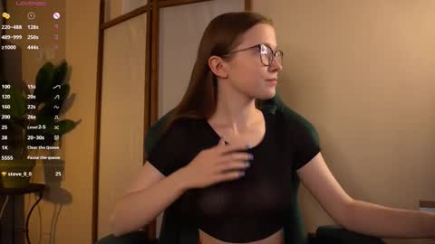 Snapshot of second_aid chatting on 10-20-25, 04:18 Brenda online show from 10-20-25, 04:18