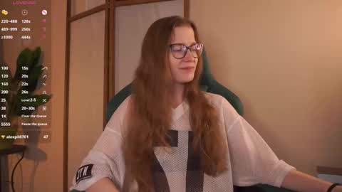 Snapshot of second_aid chatting on 10-30-25, 04:30 Brenda online show from 10-30-25, 04:30