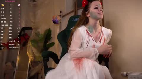 Snapshot of second_aid chatting on 10-31-25, 05:14 Brenda online show from 10-31-25, 05:14