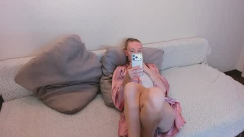 Snapshot of secret_dreams_ chatting on 06-24-26, 07:13 Amanda and pair in a real life we love each other but can play with you online show from 06-24-26, 07:13