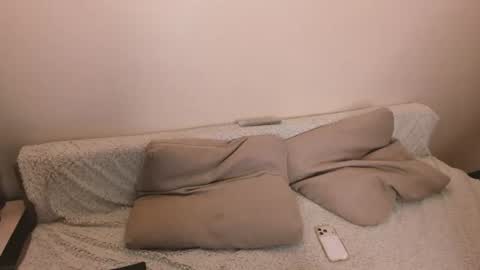 Snapshot of secret_dreams_ chatting on 07-12-26, 05:59 Amanda and pair in a real life we love each other but can play with you online show from 07-12-26, 05:59