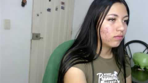 Snapshot of secret_pussy_small chatting on 11-05-25, 04:45 gabrielaaa online show from 11-05-25, 04:45