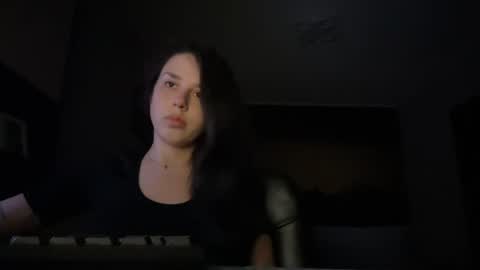secret_vanilla_ online show from 06-13-26, 09:02