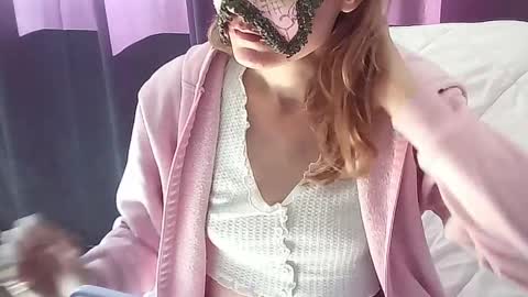 Snapshot of secretanni chatting on 04-15-26, 08:43 Anni online show from 04-15-26, 08:43