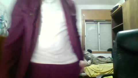 Snapshot of secretcutie200 chatting on 11-06-25, 07:59 secretcutie200 online show from 11-06-25, 07:59