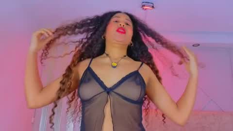 Snapshot of secretestrella chatting on 06-08-26, 03:18 secretestrell online show from 06-08-26, 03:18