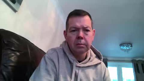 Snapshot of secretfun69uk chatting on 01-05-25, 02:41 BJ online show from 01-05-25, 02:41