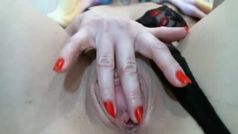 SecretLisa online show from 02-04-25, 05:34