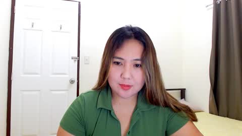 Snapshot of secretlover010101 chatting on 12-18-24, 02:53 MILAN online show from 12-18-24, 02:53