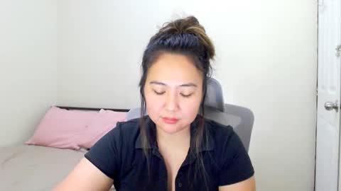 Snapshot of secretlover010101 chatting on 02-24-25, 01:35 MILAN online show from 02-24-25, 01:35