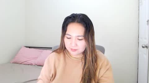 Snapshot of secretlover010101 chatting on 02-24-25, 06:16 MILAN online show from 02-24-25, 06:16