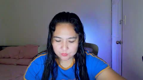 Snapshot of secretlover010101 chatting on 02-19-26, 05:58 MILAN online show from 02-19-26, 05:58