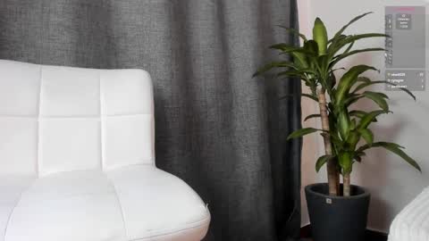 Snapshot of secretprivatebunny chatting on 01-21-25, 10:19 Maria online show from 01-21-25, 10:19