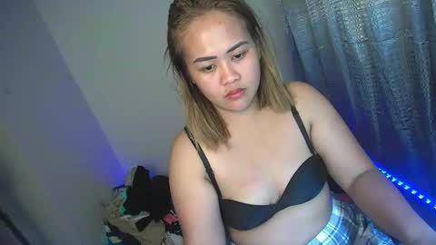 Snapshot of seductive_elvz chatting on 11-11-25, 03:34 seductive_elvz online show from 11-11-25, 03:34