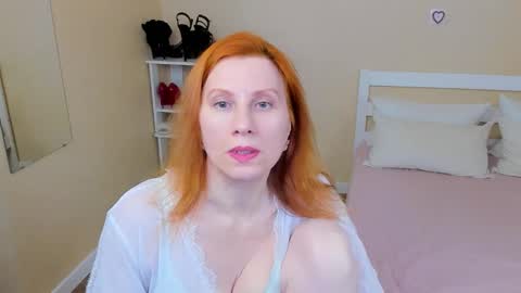 Snapshot of seductive_foxy_ chatting on 03-09-26, 03:38 seductive_foxy_ online show from 03-09-26, 03:38