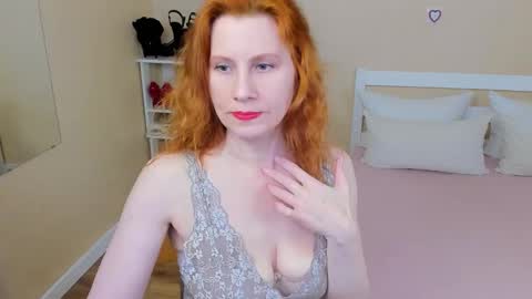 Snapshot of seductive_foxy_ chatting on 03-11-26, 07:36 seductive_foxy_ online show from 03-11-26, 07:36