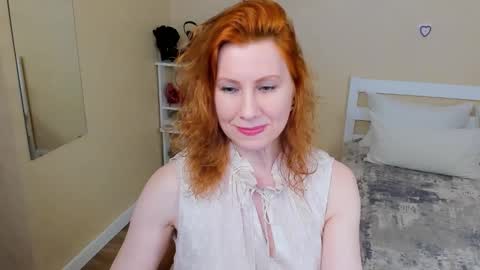 Snapshot of seductive_foxy_ chatting on 03-15-26, 12:22 seductive_foxy_ online show from 03-15-26, 12:22