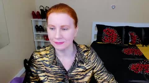 Snapshot of seductive_foxy_ chatting on 04-16-26, 12:06 seductive_foxy_ online show from 04-16-26, 12:06