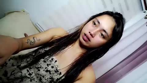 Snapshot of seductive_morena chatting on 02-28-26, 09:05 Im shy online show from 02-28-26, 09:05