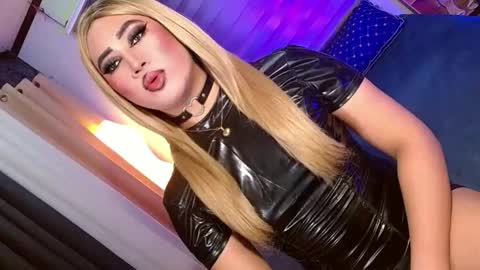 SCARLETTE  online show from 03-11-26, 04:02