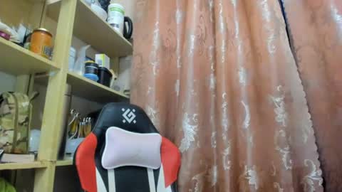 seductive_she_wolf online show from 04-13-26, 06:02