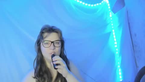seductive_she_wolf online show from 05-17-26, 06:44