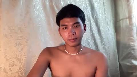 Snapshot of seductive_william chatting on 12-22-25, 04:31 William online show from 12-22-25, 04:31