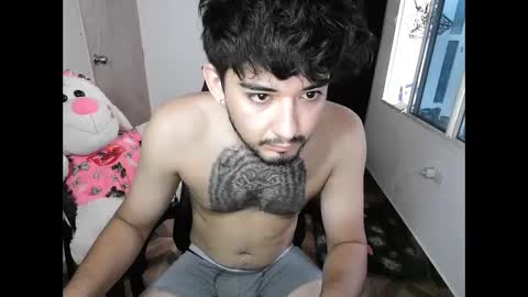 Snapshot of seduxionduo chatting on 11-16-25, 03:39 seduxionduo online show from 11-16-25, 03:39